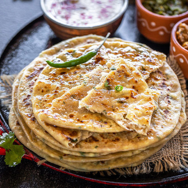 TANDOORI PANEER PARATHA