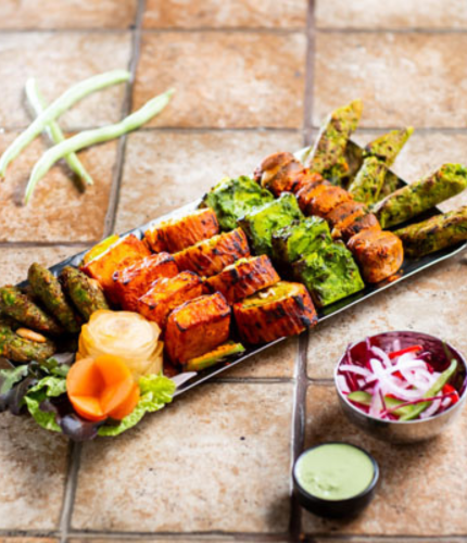 TANDOORI VEG PLATTER