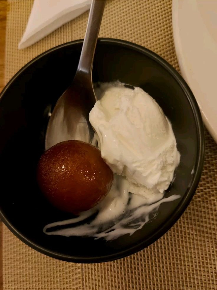 GULAB JAMUN WITH VANILA ICE-CREAM